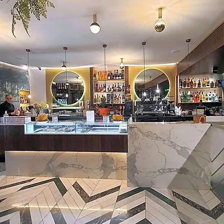 Acomodação com café da manhã  Filu